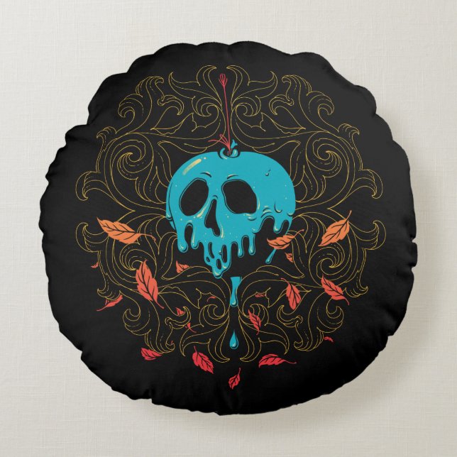 The Evil Queen | Skull Apple Design Round Pillow (Front)