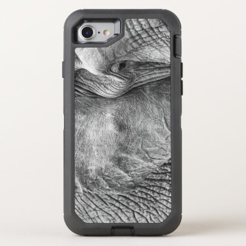 The eye of an elephant OtterBox defender iPhone SE87 case