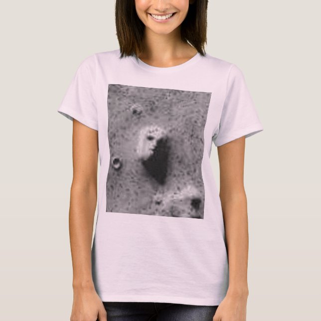 The FACE On MARS-_-Cydonia Mensae T-Shirt (Front)