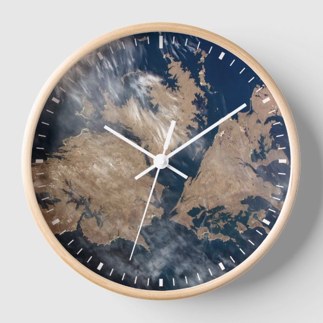 The Falkland Islands (Islas Malvinas). Clock (Front)