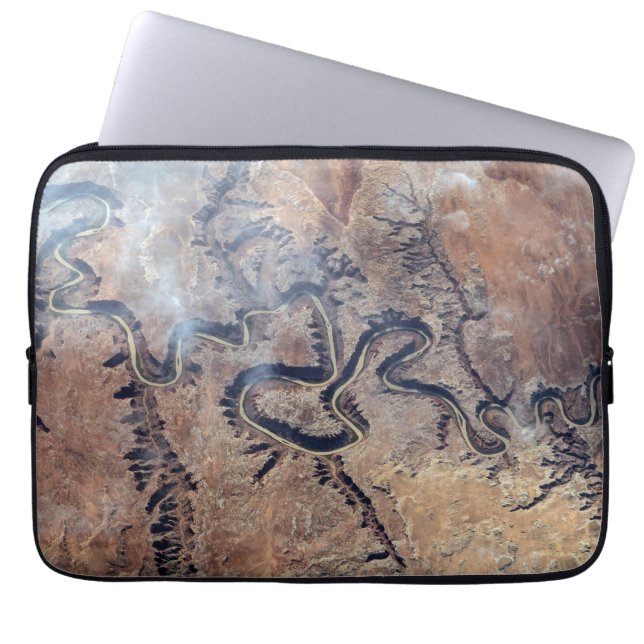 The Green River And Its Tributary Canyons In Utah Laptop Sleeve (Front)