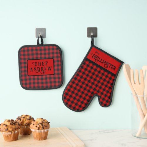 The Grillmaster Black and Red Lumberjack Plaid Oven Mitt  Pot Holder Set