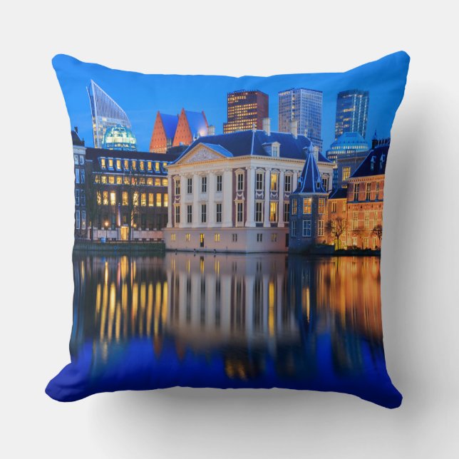 The Hague skyline at blue hour throw pillow (Front)