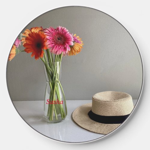 The Happy Gerbera Colorful Flower Custom Name Wireless Charger