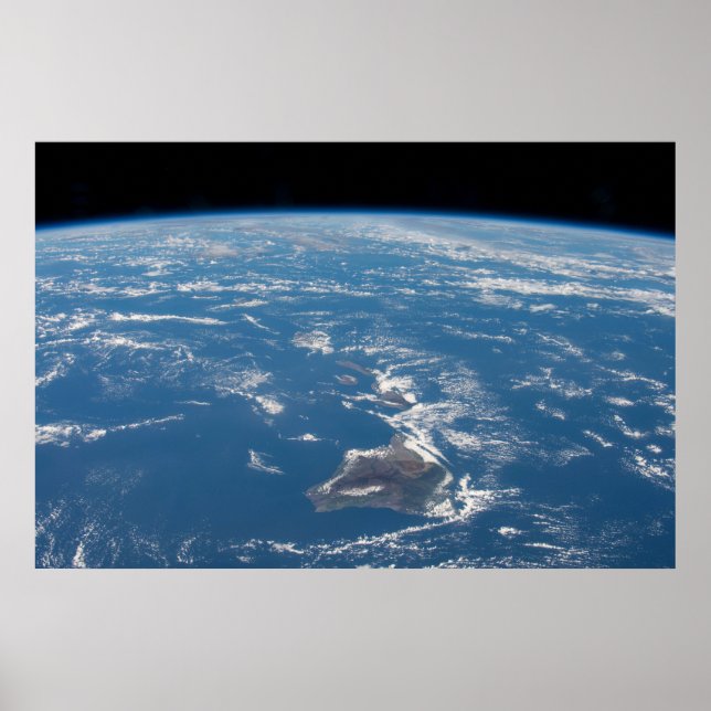 The Hawaiian Island Chain Poster (Front)