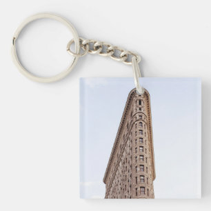 the iconic flatiron building keychain