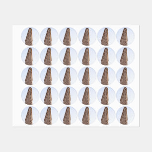 the iconic flatiron building labels