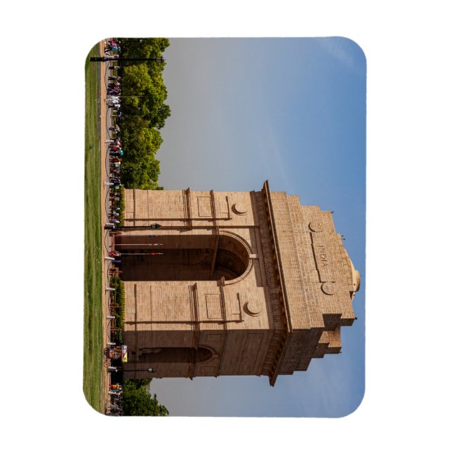 The India Gate in New Delhi Magnet (Vertical)