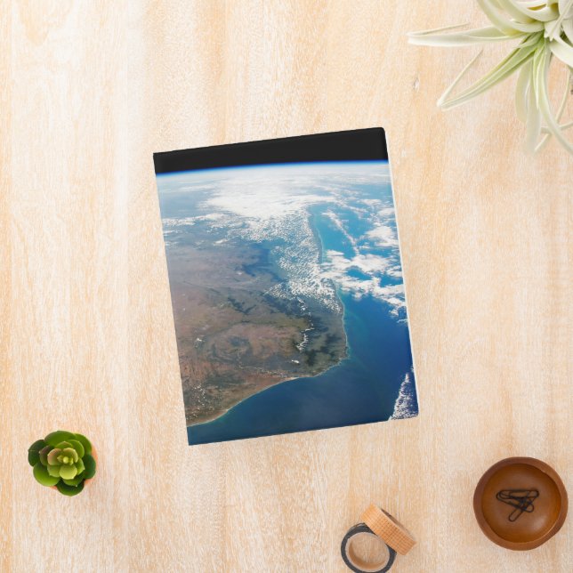 The Island Of Madagascar. Mini Binder (InSitu)