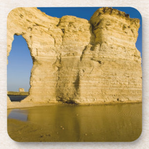 The Keyhole of the Monument Rocks aka Chalk Coaster