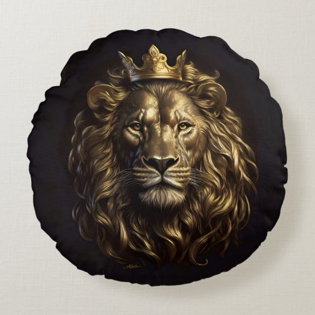 The King! The Not-So-Cowardly Lion of Oz Round Pillow (Front)