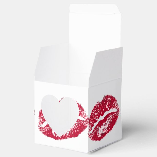 The Kiss, Red Lips Favor Boxes (Opened)