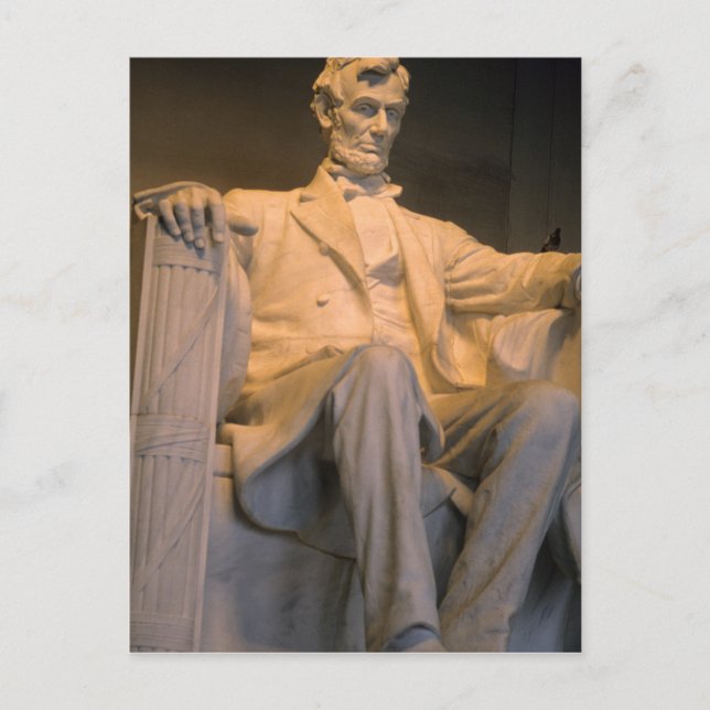 The Lincoln Memorial in Washington DC. Postcard (Front)