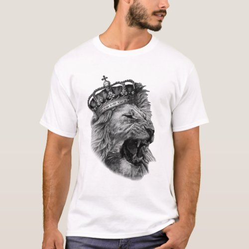 the lion head with his majestic crown T_Shirt