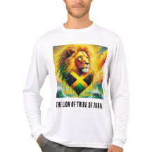 The lion of tribe of Judah T-Shirt