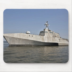 The littoral combat ship Independence underway Mouse Pad