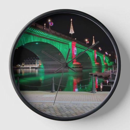 The London Bridge Lake Havasu Az Clock