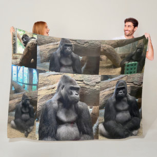THE MAJESTIC MOUNTAIN GORILLA FLEECE BLANKET