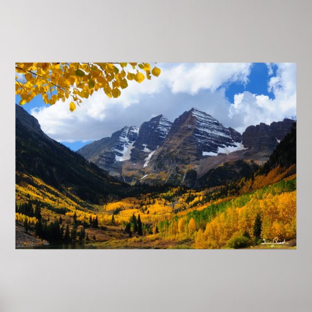 The Maroon Bells in Autumn Gold Poster (Front)