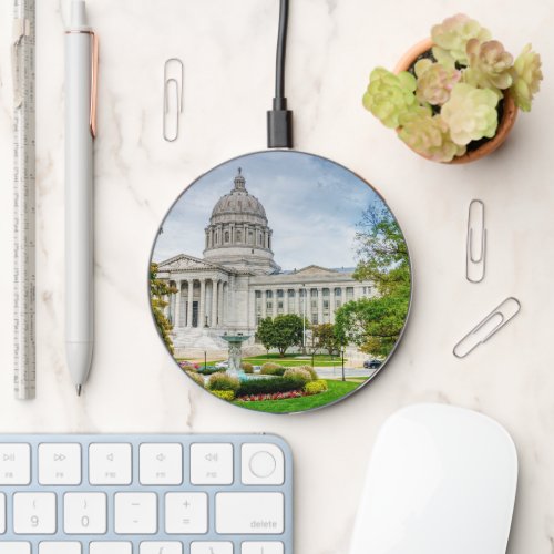 The Missouri Capitol USB Charging Station Wireless Charger