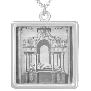 The Monument of Queen Elizabeth Silver Plated Necklace