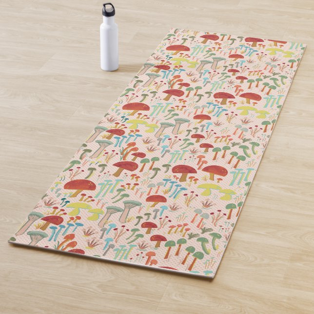 The mushroom garden yoga mat (In Situ)