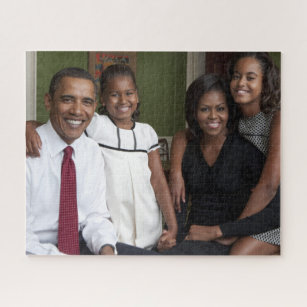 THE OBAMA FAMILY JIGSAW PUZZLE