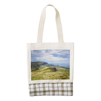 The Quiraing, Isle of Skye Zazzle HEART Tote Bag