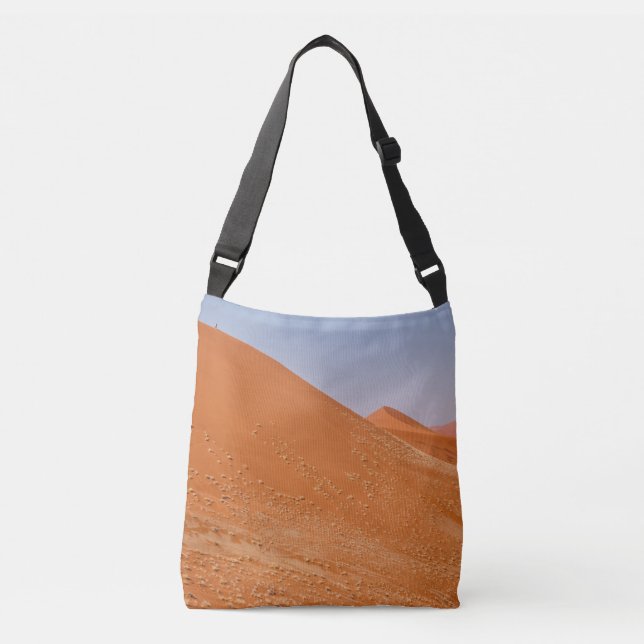 The red dunes of Sossusvlei Crossbody Bag (Front)
