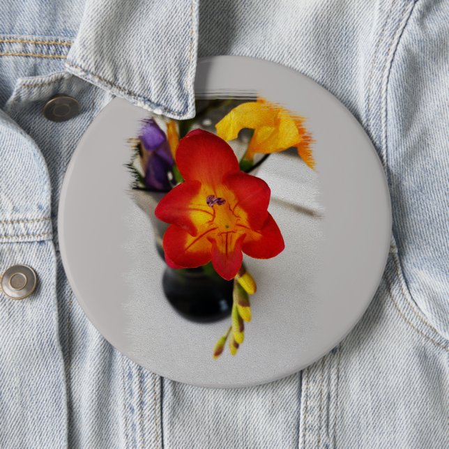 The red freesia button (In Situ)