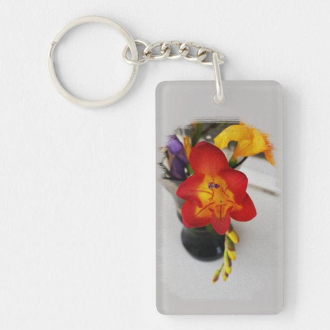 The red freesia keychain (Front)