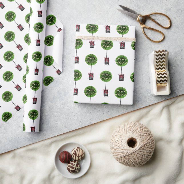 The Red Holiday Christmas Door Topiary Wrapping Paper (Crafts)