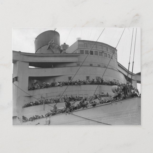 The RMS Queen Mary Postcard Collection (Front)