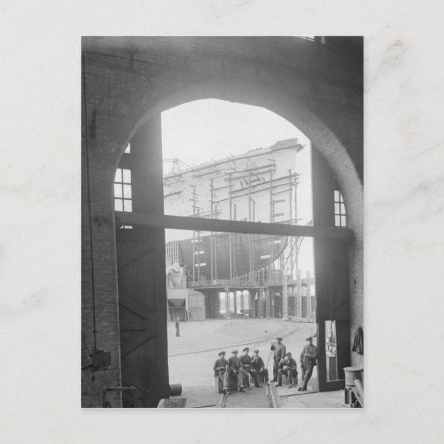 The RMS Queen Mary Postcard Collection (Front)