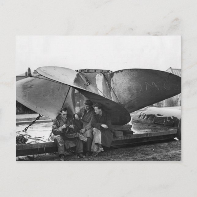 The RMS Queen Mary Postcard Collection (Front)