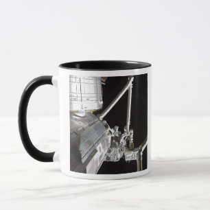The robotic arm of the Japanese Experiment Modu 2 Mug