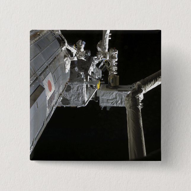 The robotic arm of the Japanese Experiment Modu Button (Front)