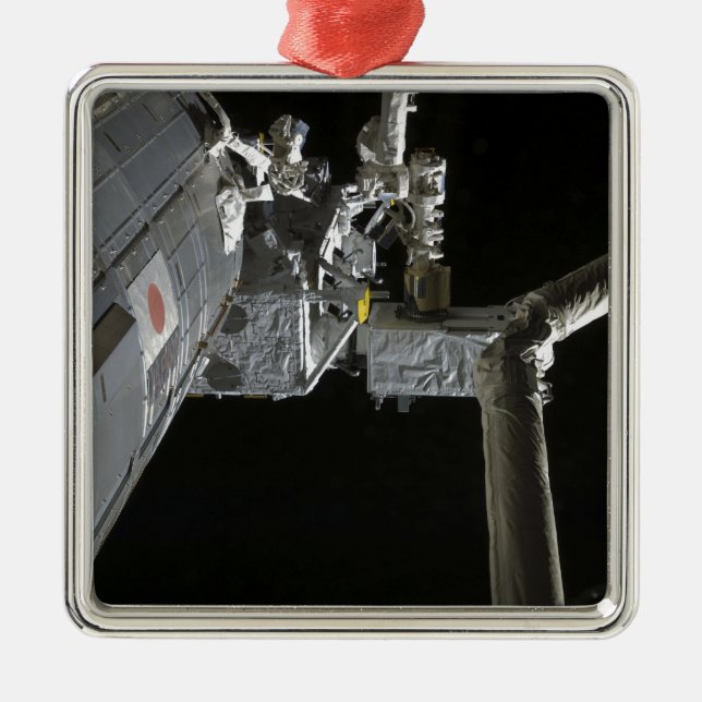 The robotic arm of the Japanese Experiment Modu Metal Ornament (Front)