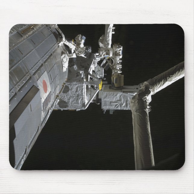 The robotic arm of the Japanese Experiment Modu Mouse Pad (Front)