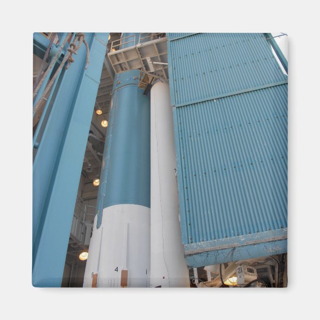 The second solid rocket motor is moved into pla magnet (Front)