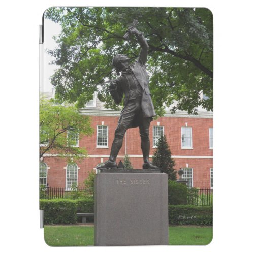 The Signer Statue in Philadelphia iPad Air Cover