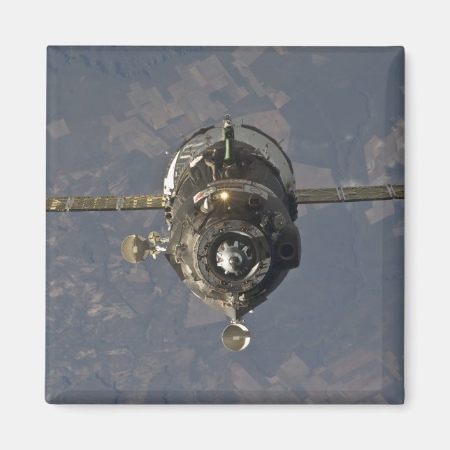 The Soyuz TMA-19 spacecraft 3 Magnet (Front)