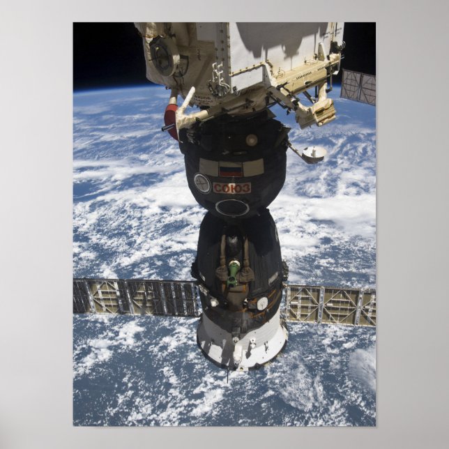 The Soyuz TMA-19 spacecraft Poster (Front)