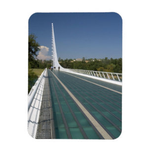 The Sundial Bridge at Turtle Bay Magnet