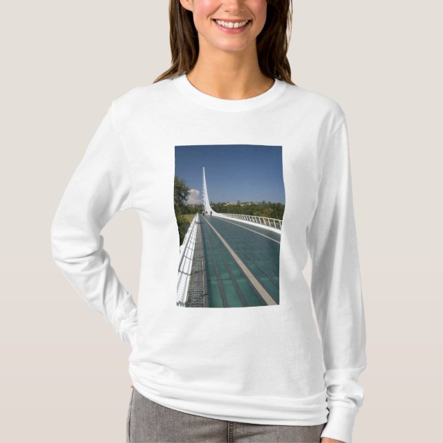 The Sundial Bridge at Turtle Bay T-Shirt (Front)
