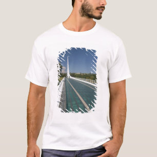 The Sundial Bridge at Turtle Bay T-Shirt