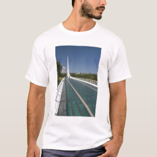 The Sundial Bridge at Turtle Bay T-Shirt