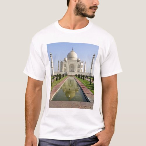 The Taj Mahal Agra Uttar Pradesh India T_Shirt