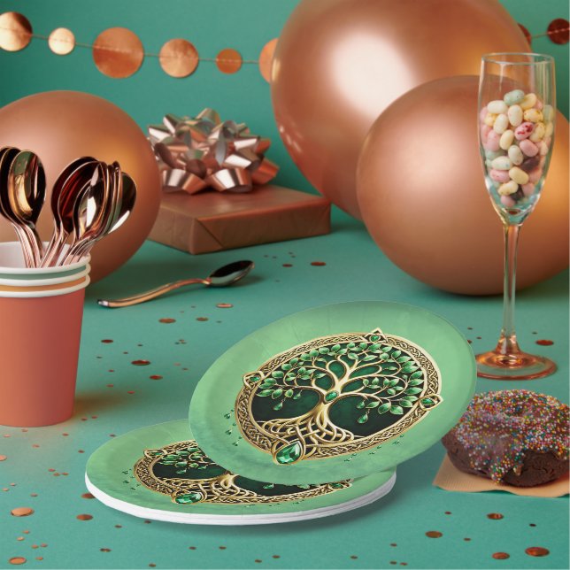 The tree of life with Celtic knots. Paper Plates (Multi)