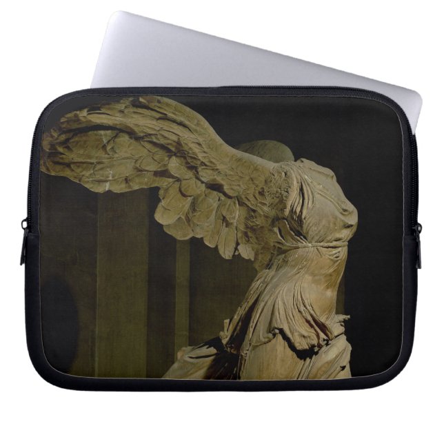 The Victory of Samothrace (Parian marble) (see als Laptop Sleeve (Front)